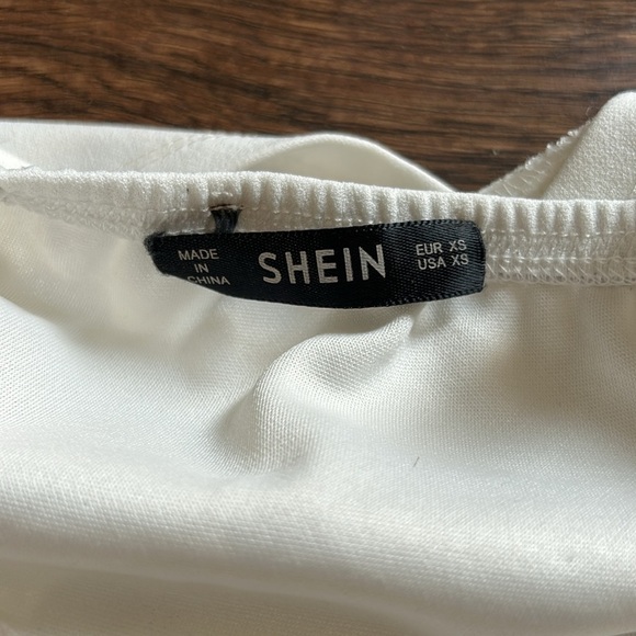 Bundle of Women's White Crop Tops SHEIN XS | White Crop Tops | White Tank Top - Picture 5 of 10